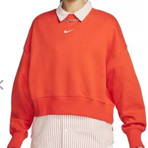 Nike Women's Sportswear Phoenix Fleece Over-Oversized Crewneck Sweatshirt
